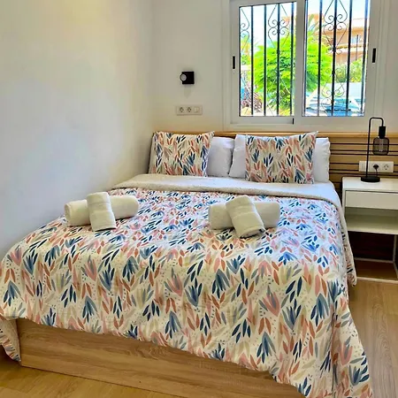 Apartamento Torres Del Sol En Playa Las Vistas - Los Cristianos Arona  Exterior photo