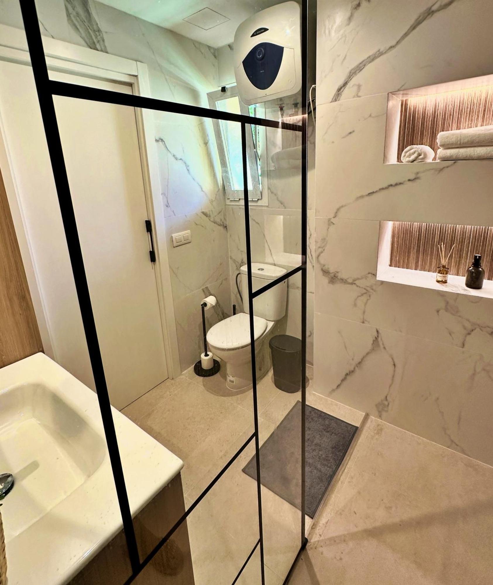 Torres Del Sol En Playa Vistas - Cristianos Appartement *